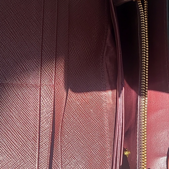 Authentic Prada Wallet - Picture 9 of 16